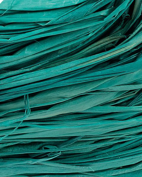 FOLIA Bastelbast, 50 g Bund in einer Farbe (wählbar)