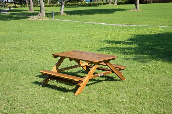 Outdoor Picknick-Tisch & Passenden Sonnenschirm, Variante wählbar
