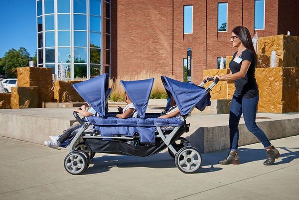 zweigurt, zweisitzer-kinderwagen, sportlicher-kinderwagen, tragezustand, buntropaschen