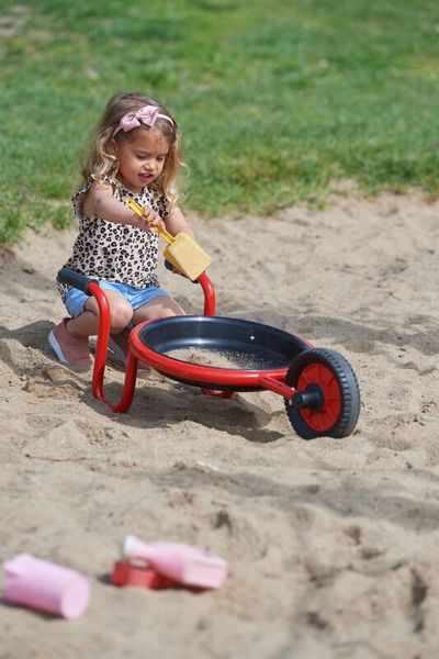 Sandkasten, Spielzeugwagen, Kinder, Sandkiste, Schaufel