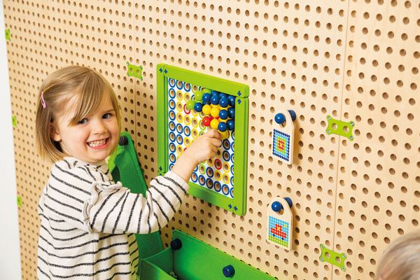 PLUG IT TicTacToe und Steckspiel Set, 178-tlg. PLUG IT TicTacToe und Steckspiel Set, 178-tlg.