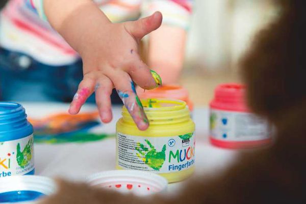 MUCKI Fingerfarbe, 6 x 150 ml