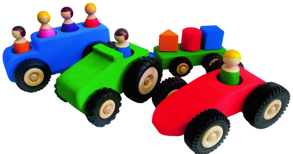 BAUSPIEL Set mit 3 Fahrzeugen und Figuren, Holz, ab 18 Monate  BAUSPIEL Set mit 3 Fahrzeugen und Figuren, Holz, ab 18 Monate