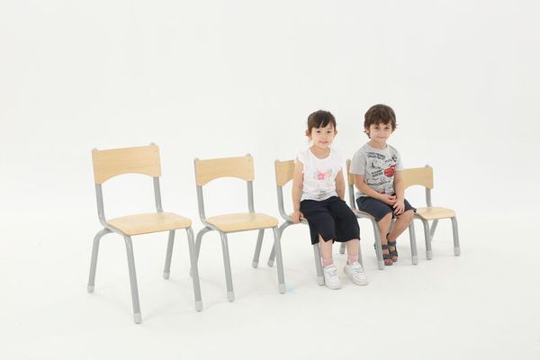 Stuhl Owlaf, stapelbar, Sitzhöhe 26 cm, 4er-Set