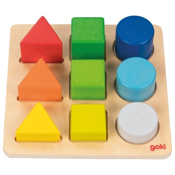GOKI Formen- und Farbensortierbrett, 9 Formen, Holz, ab 1 Jahr