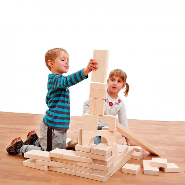 Holzbausteine, Bausteine, Kinder spielen, Turmbau, Holzspielzeug