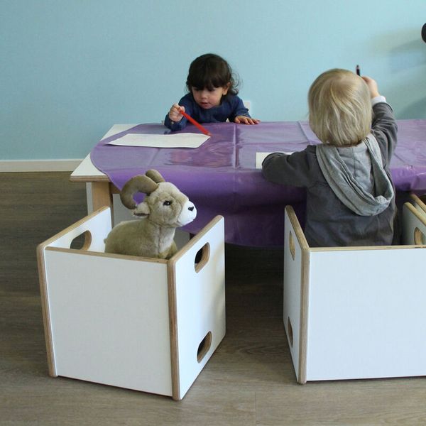 DECOR Wandelstuhl dunkelblau, Sitzhöhe (17, 22 und 32 cm) DECOR Wandelstuhl dunkelblau, Sitzhöhe (17, 22 und 32 cm)