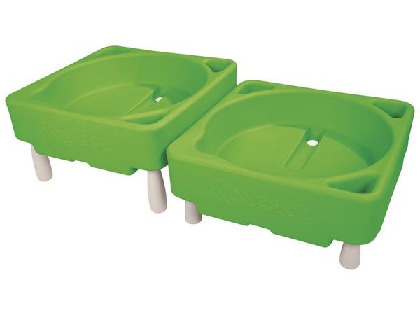 Grosser Sand- und Wasser-Spieltisch - 2er-Set, in verschiedenen Höhen und Farben Grosser Sand- und Wasser-Spieltisch - 2er-Set, in verschiedenen Höhen und Farben